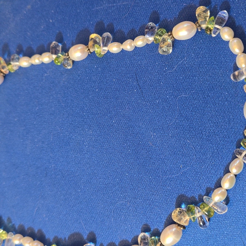 Baroque pearl necklace
